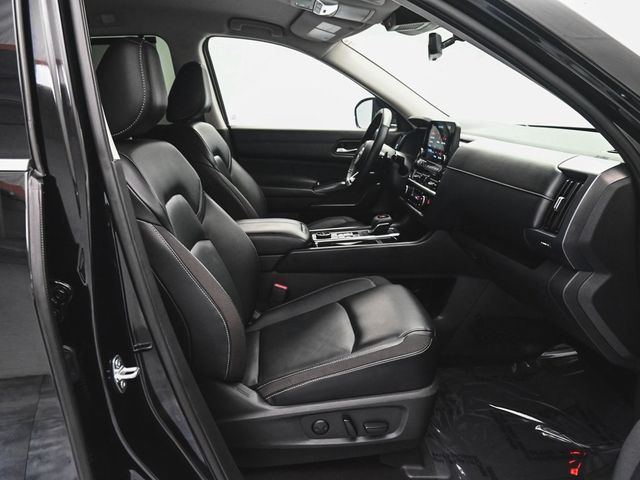 2023 Nissan Pathfinder SL - 22858637 - 33