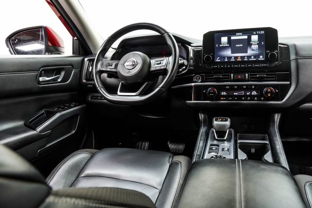 2023 Nissan Pathfinder SL 4WD - 23034823 - 22