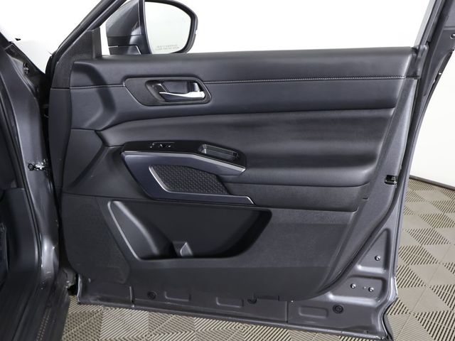 2023 Nissan Pathfinder SL 4WD - 23007602 - 28