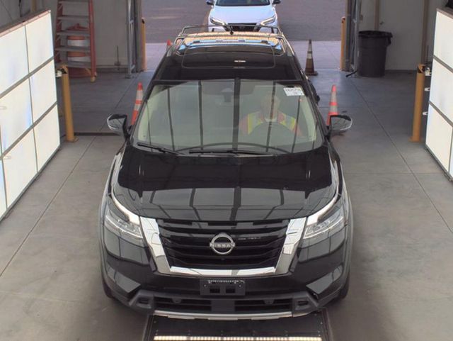 2023 Nissan Pathfinder SL 4WD - 23042643 - 2