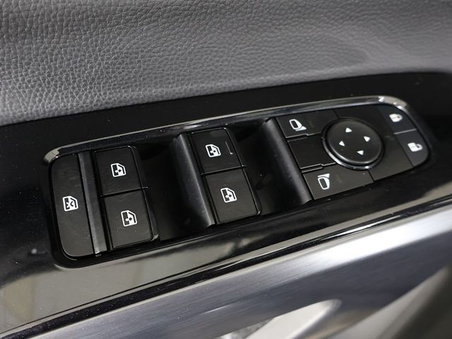 2023 Nissan Pathfinder SL 4WD - 23042643 - 44