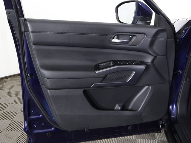 2023 Nissan Pathfinder SL 4WD - 23069506 - 25