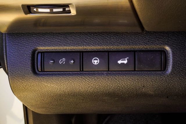2023 Nissan Pathfinder SL 4WD - 23020362 - 28