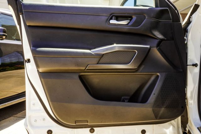 2023 Nissan Pathfinder SL 4WD - 23020362 - 37