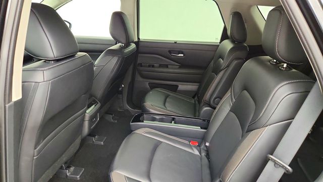 2023 Nissan Pathfinder SL 4WD w/ Premium & Black Packages - 23014143 - 20