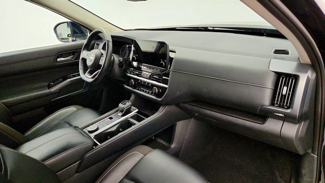 2023 Nissan Pathfinder SL 4WD w/ Premium & Black Packages - 23014143 - 24
