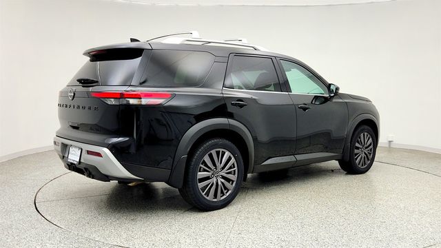 2023 Nissan Pathfinder SL 4WD w/ Premium & Black Packages - 23014143 - 4