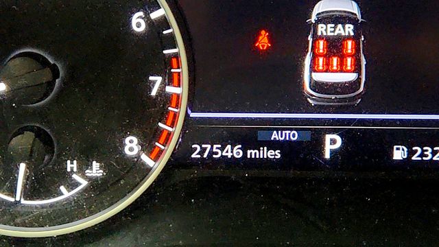 2023 Nissan Pathfinder SL 4WD w/ Premium Package - 23006872 - 14