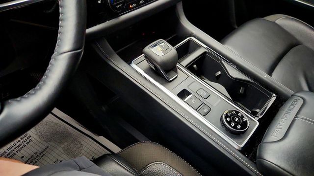 2023 Nissan Pathfinder SL 4WD w/ Premium Package - 23006872 - 15