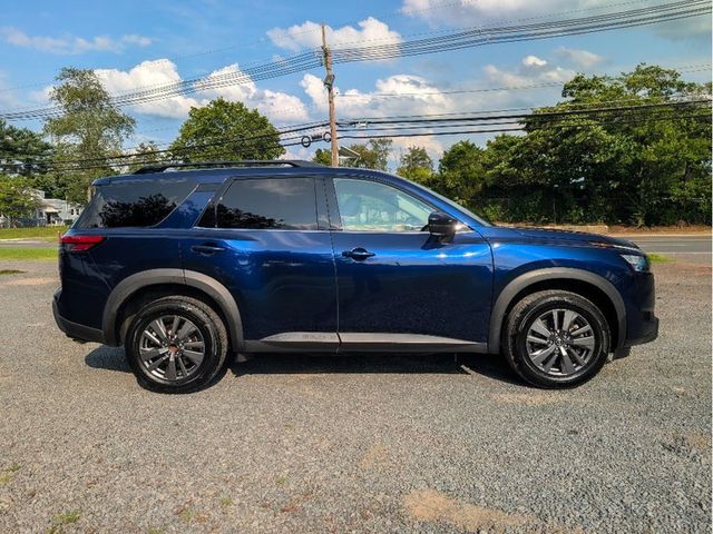 2023 Nissan Pathfinder SV 2WD - 23063220 - 4