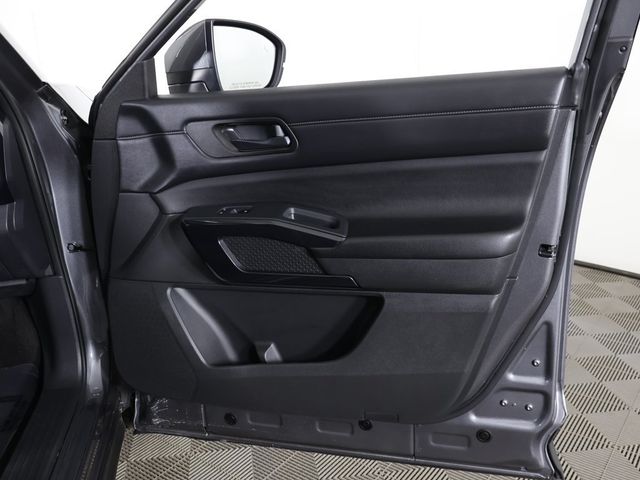 2023 Nissan Pathfinder SV 4WD - 22978630 - 22
