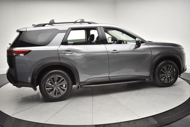 2023 Nissan Pathfinder SV 4WD - 22955834 - 3