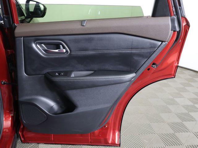 2023 Nissan Rogue AWD Platinum - 23026940 - 29