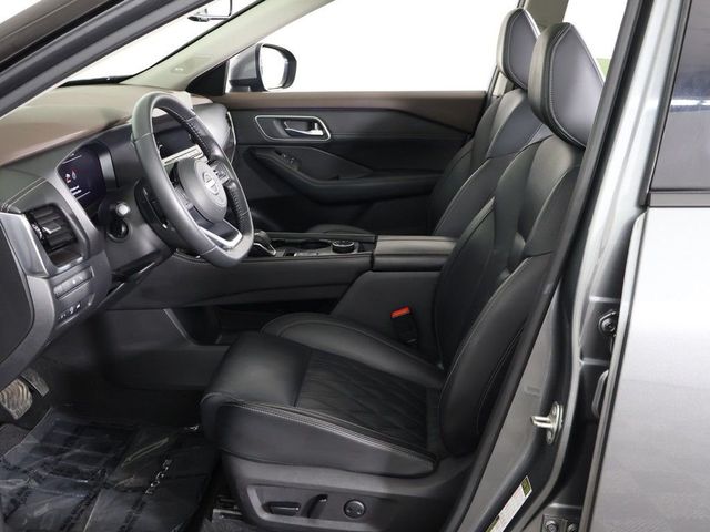 2023 Nissan Rogue AWD Platinum - 23053456 - 32