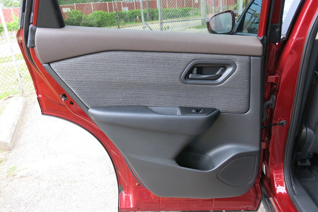 2023 Nissan Rogue AWD S - 23065392 - 48
