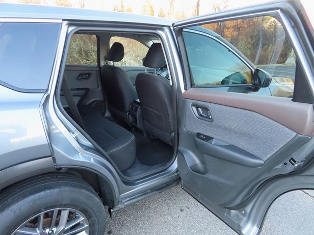 2023 Nissan Rogue AWD S - 22953886 - 24