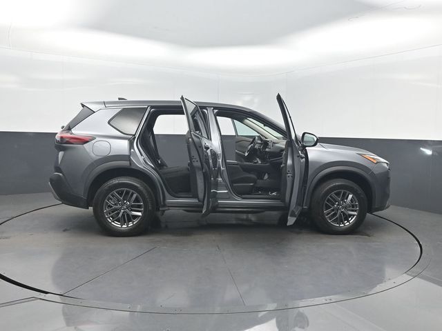 2023 Nissan Rogue AWD S - 23002399 - 38