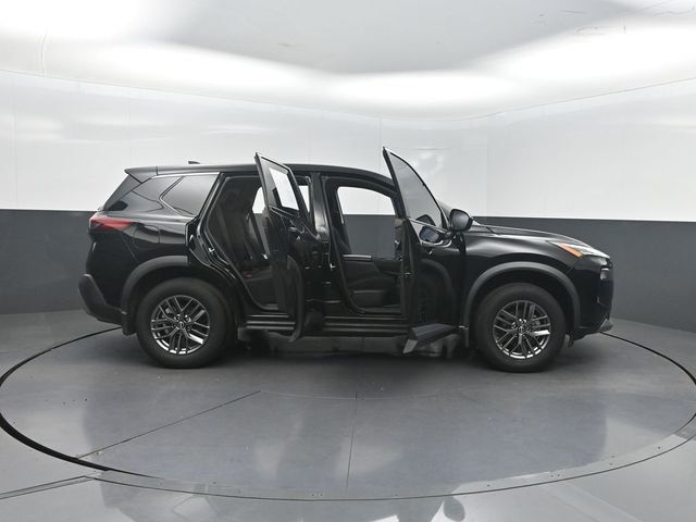 2023 Nissan Rogue AWD S - 23069231 - 31