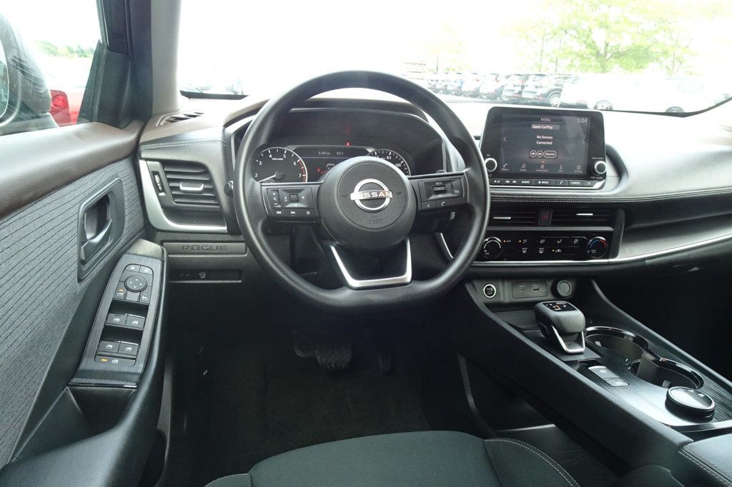 2023 Nissan Rogue AWD S photo 15