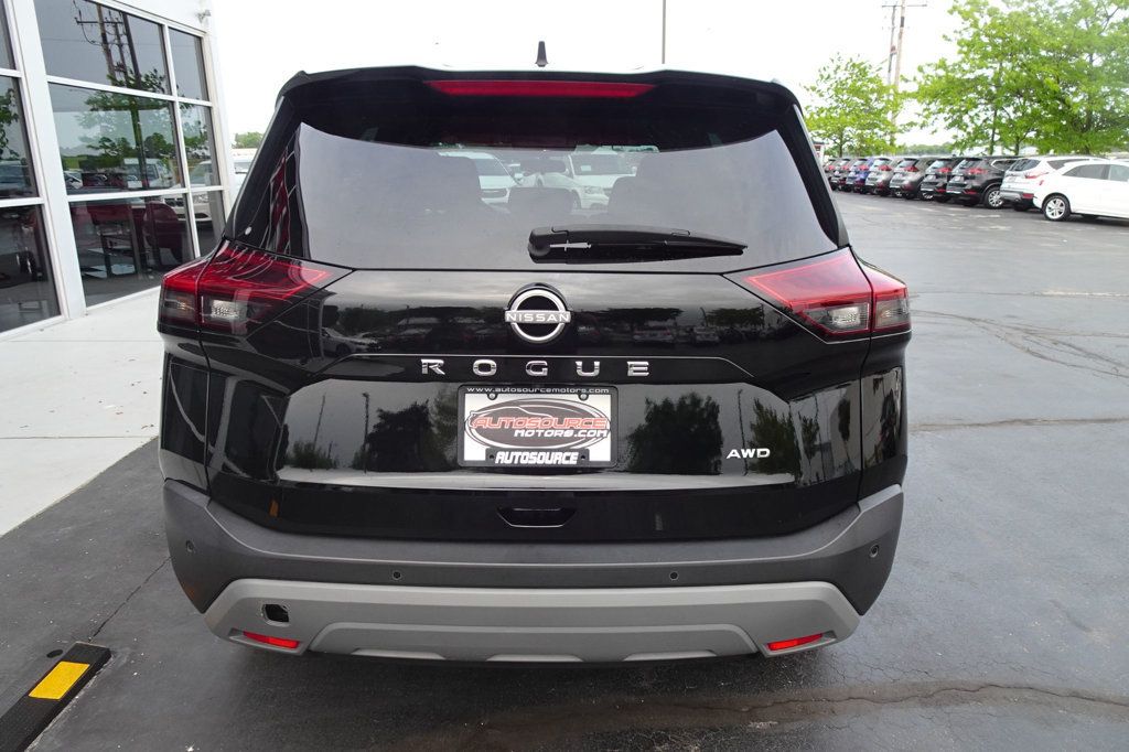 2023 Nissan Rogue AWD S photo 7