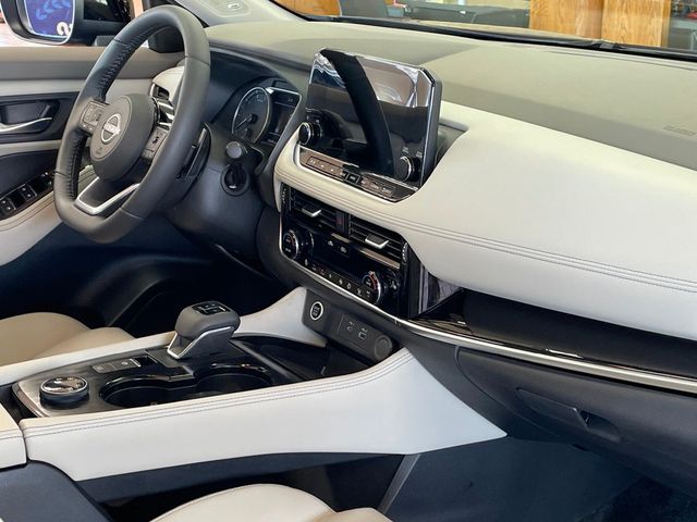 2023 Nissan Rogue AWD SL - 23005810 - 10