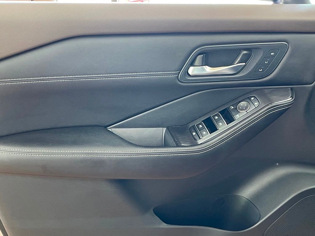 2023 Nissan Rogue AWD SL - 23029973 - 14