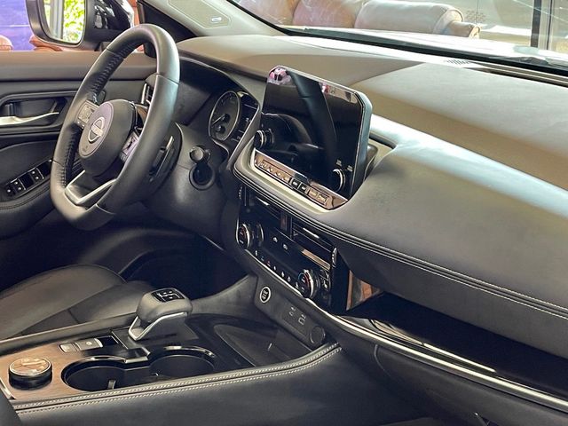 2023 Nissan Rogue AWD SL - 23029973 - 25