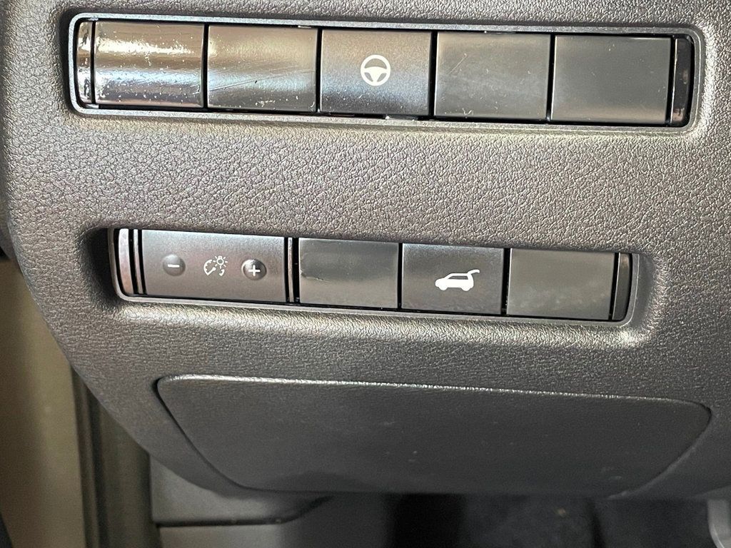 2023 Nissan Rogue AWD SL - 23029973 - 30
