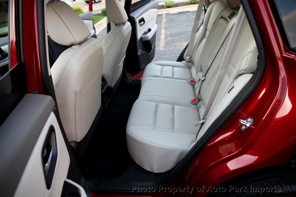 2023 Nissan Rogue AWD SL photo 25