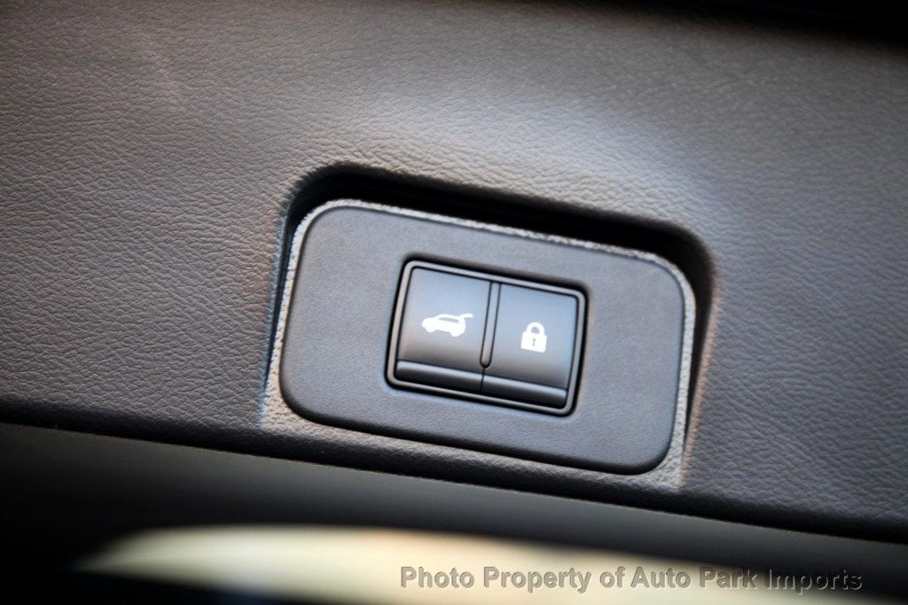 2023 Nissan Rogue AWD SL photo 48