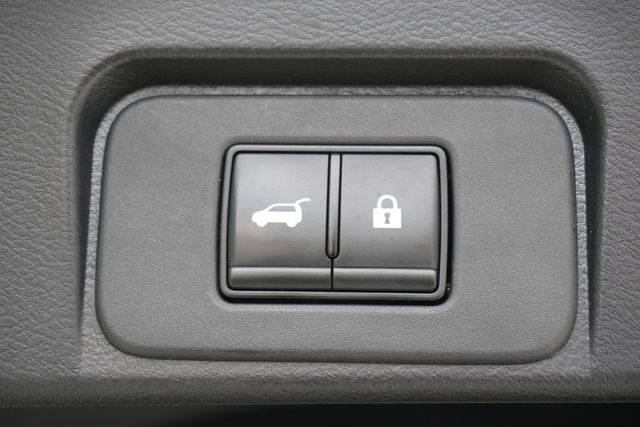 2023 Nissan Rogue AWD SL - 22972594 - 28