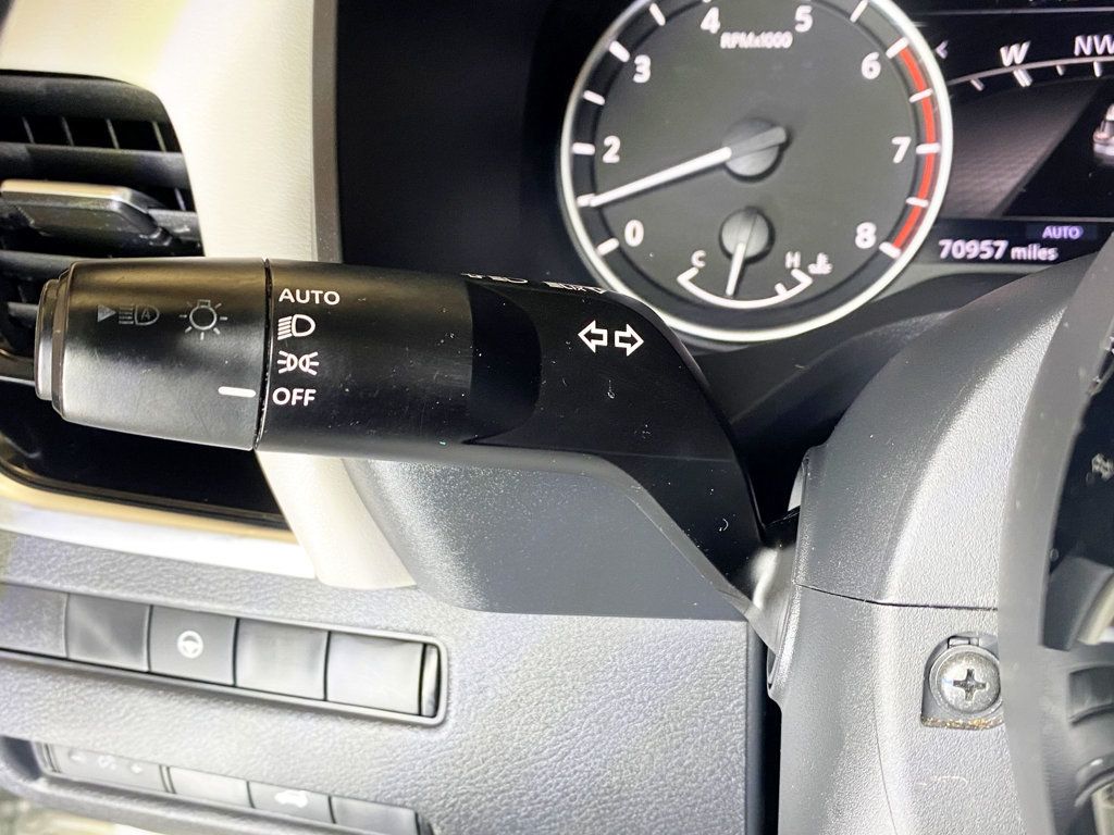 2023 Nissan Rogue AWD SL - 22944289 - 28