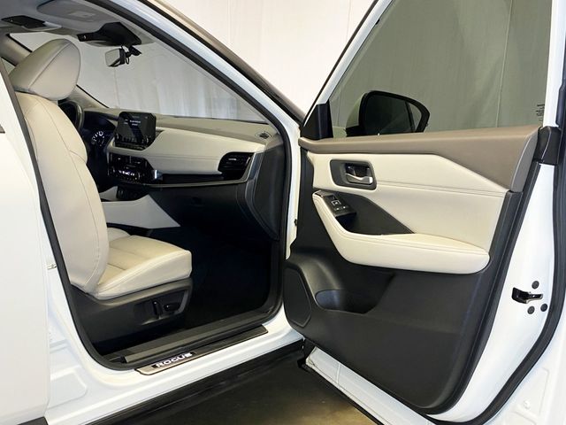 2023 Nissan Rogue AWD SL - 22944289 - 42