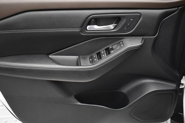 2023 Nissan Rogue AWD SL - 22919232 - 9