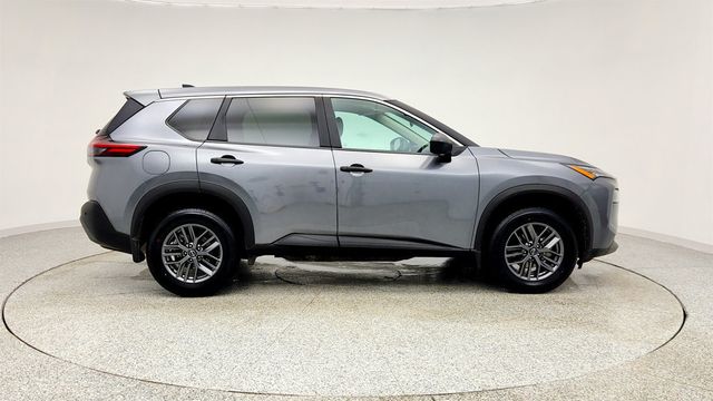 2023 Nissan Rogue AWD S *Ltd Avail* - 22977962 - 3