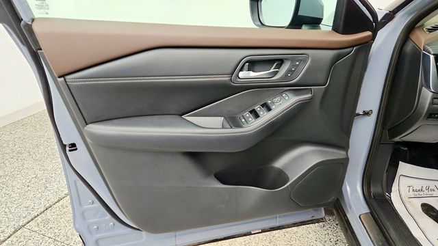 2023 Nissan Rogue AWD SL w/ Premium Pkg, Bose Audio, Navigation & Ground Lighting - 23089875 - 10