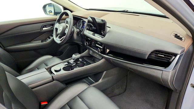 2023 Nissan Rogue AWD SL w/ Premium Pkg, Bose Audio, Navigation & Ground Lighting - 23089875 - 23