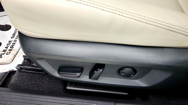 2023 Nissan Rogue AWD SL w/ SL Premium Pkg, Bose Audio & ProPILOT Assist - 23102220 - 11