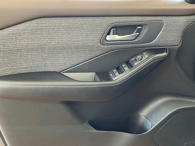 2023 Nissan Rogue AWD SV - 23009770 - 14