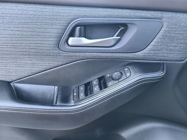 2023 Nissan Rogue AWD SV - 23025997 - 8