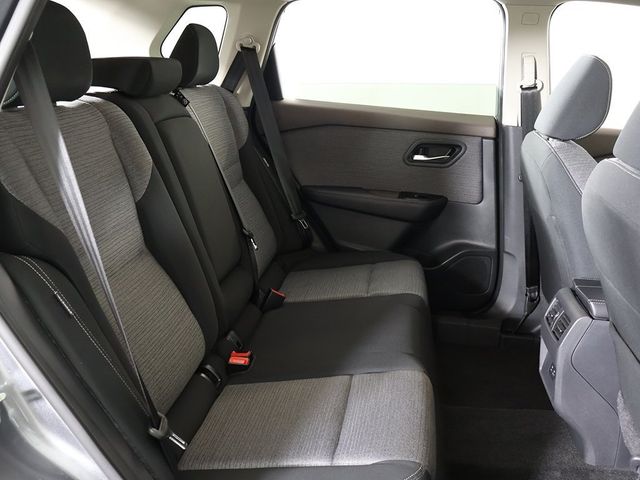 2023 Nissan Rogue AWD SV - 22961044 - 31