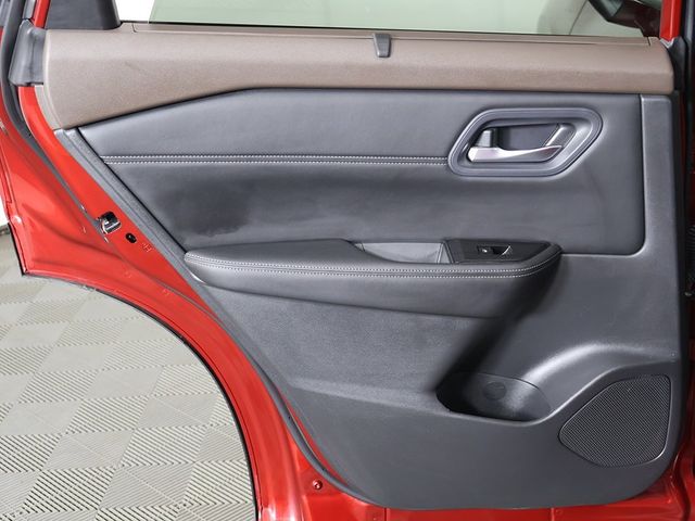 2023 Nissan Rogue AWD SV - 22935575 - 26