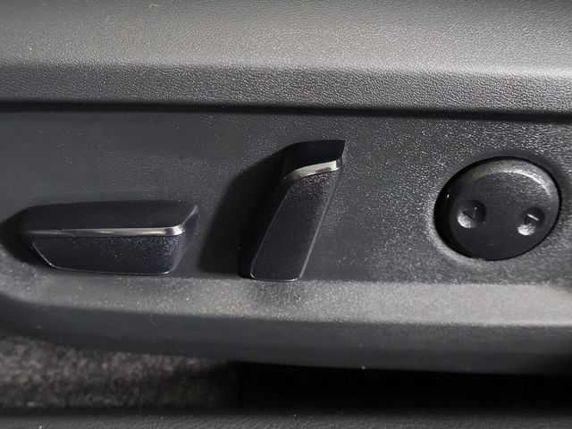 2023 Nissan Rogue AWD SV - 22935575 - 34