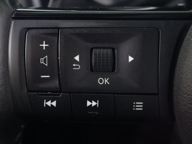 2023 Nissan Rogue AWD SV - 22935575 - 41