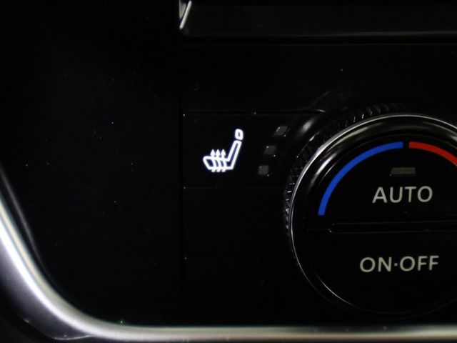 2023 Nissan Rogue AWD SV - 22935575 - 50