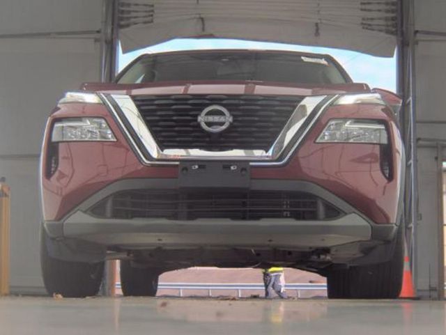 2023 Nissan Rogue AWD SV - 22955184 - 3