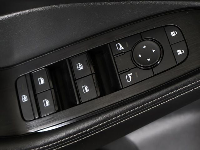 2023 Nissan Rogue AWD SV - 23045007 - 39