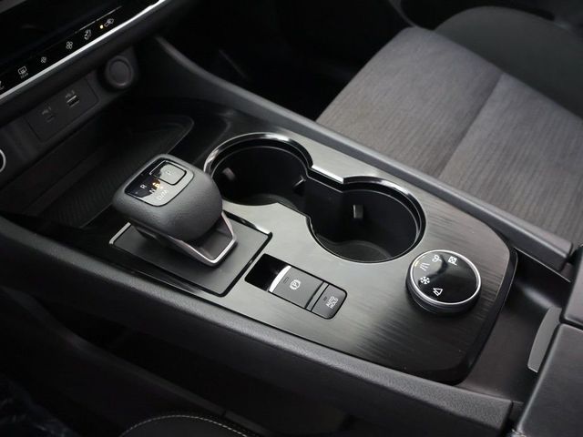 2023 Nissan Rogue AWD SV - 23054266 - 44