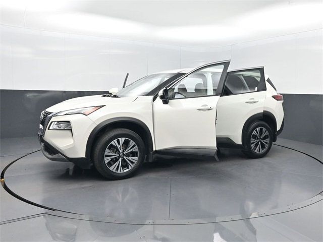2023 Nissan Rogue AWD SV - 22945716 - 39