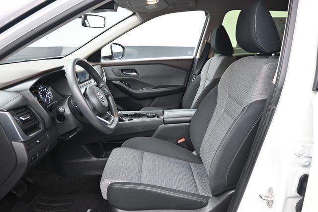 2023 Nissan Rogue AWD SV - 23045293 - 11